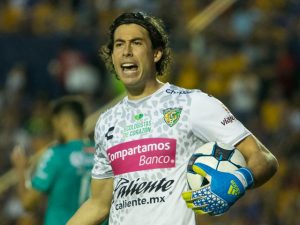 Óscar Jiménez, portero suplente del América jugó en Chiapas. 