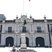 37% de los Legisladores del Estado de México Carecen de Cédula Profesional