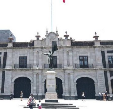 37% de los Legisladores del Estado de México Carecen de Cédula Profesional