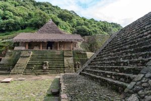 La Zona Arqueológica de Malinalco.