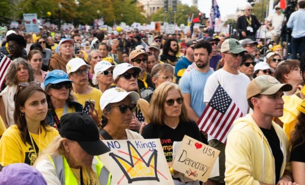 Históricas protestas contra Trump reúnen a millones de personas