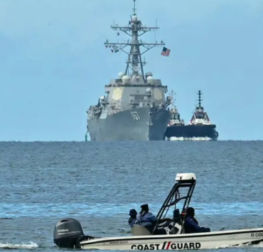 Buque de EEEUU llega a Trinidad y Tobago aumentando las tenciones en el Caribe