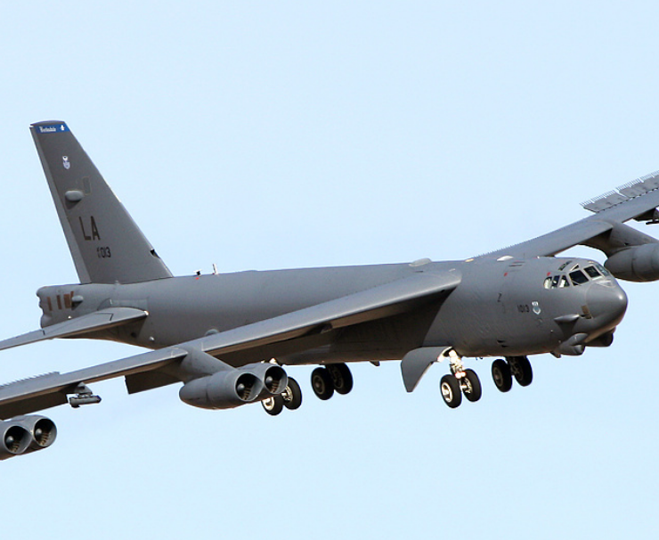 Aviones bombarderos sobrevuelan Venezuela: tensión en el Caribe