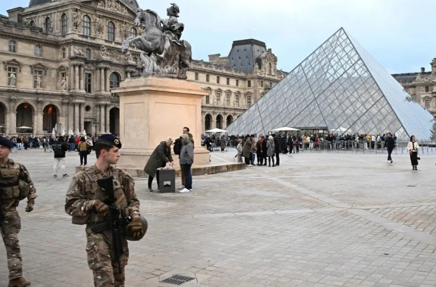¿Negligencia del Museo Louvre? Ya se les había advertido de fallas de seguridad