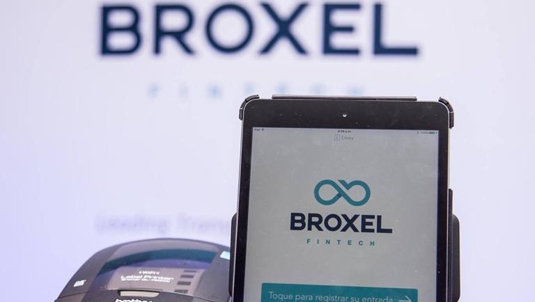 Contratos millonarios y solicitudes de devolución marcan la relación entre Broxel y la CDMX