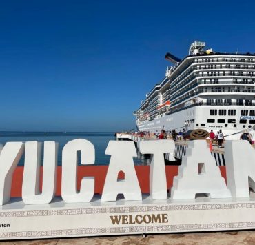 El Carnival Legend pone a Yucatán en la ruta internacional de los grandes cruceros