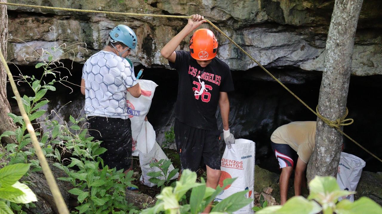 Unidos por la Naturaleza: Gobierno y sociedad se unen para proteger cenotes de Homún