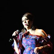 Terremoto musical con Regina Orozco