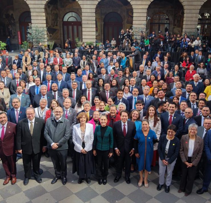 Sheinbaum llama a una nueva era educativa: austeridad, inclusión y soberanía tecnológica